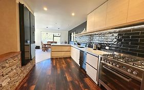 Picton Hilltop Apartment